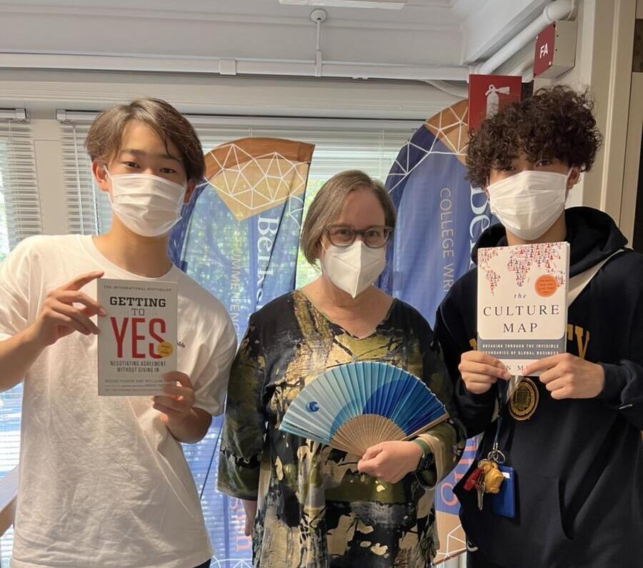 Otemon Gakuin Students at SELS Otemon Gakuin Students at SELS